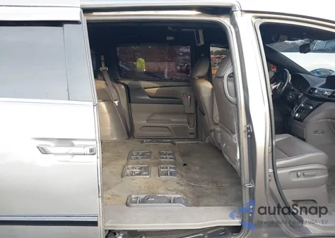 2013 Honda Odyssey Touring/Touring Elite z USA, uszkodzony, nr VIN 5FNRL5H95DB085617